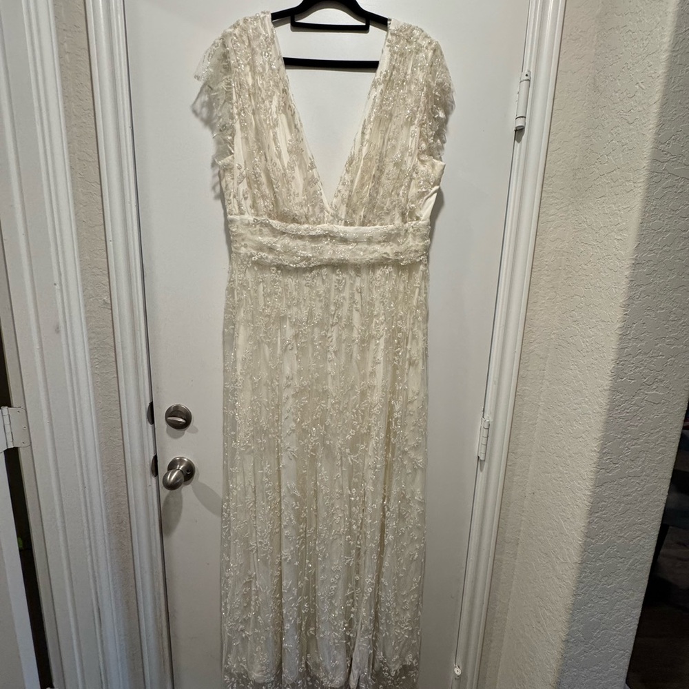 Soieblu Cream Flutter Sleeve Wedding Gown
